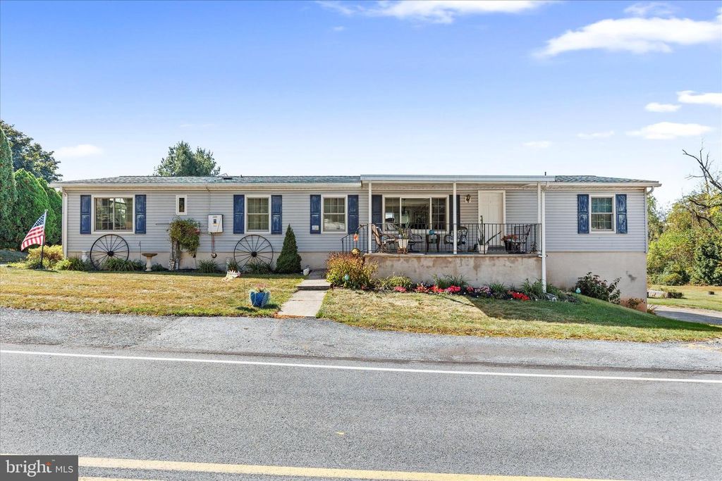 40 SEYMOUR DR, Myerstown, PA 17067