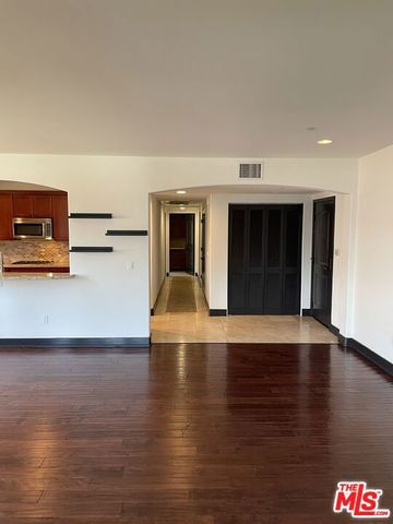 1215 Armacost Avenue 401, Los Angeles, CA 90025