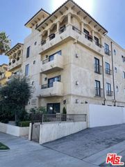 1215 Armacost Avenue 401, Los Angeles, CA 90025