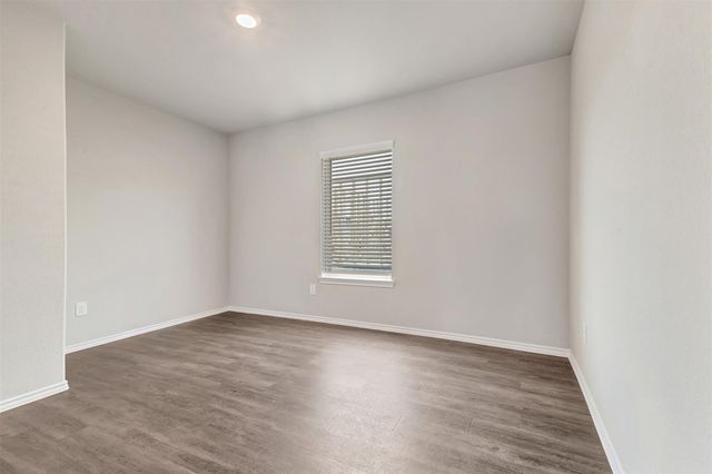 261 Gallant Front Trail, Magnolia, TX 77354