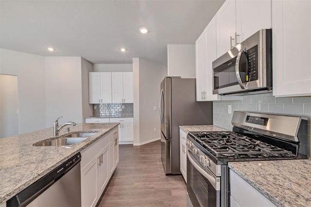 261 Gallant Front Trail, Magnolia, TX 77354