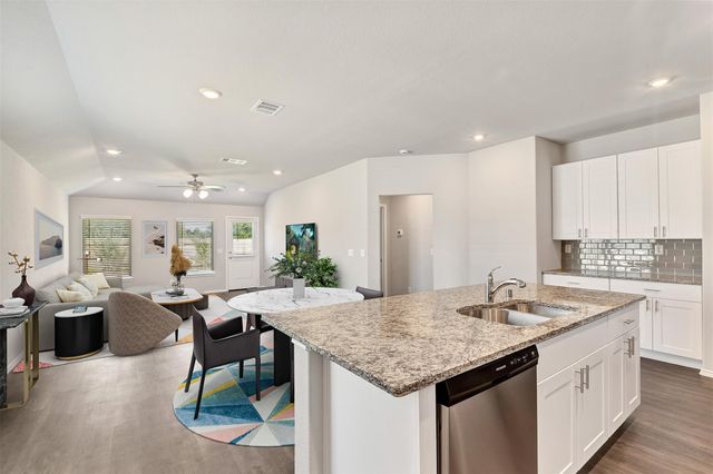 261 Gallant Front Trail, Magnolia, TX 77354