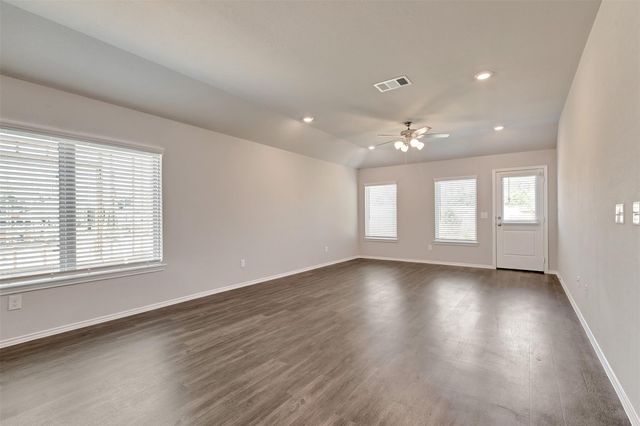 261 Gallant Front Trail, Magnolia, TX 77354