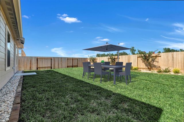 261 Gallant Front Trail, Magnolia, TX 77354