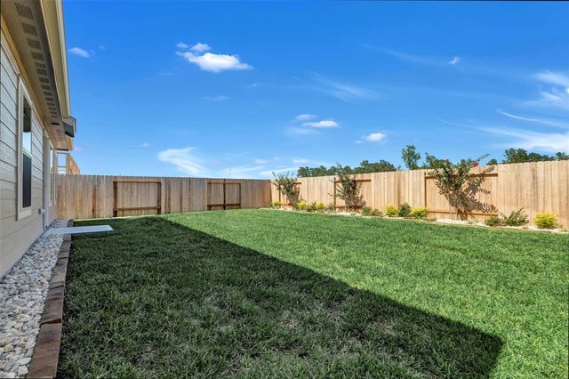 261 Gallant Front Trail, Magnolia, TX 77354