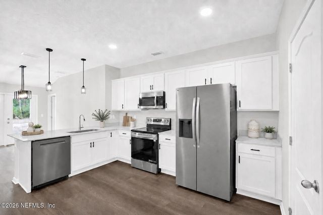 117 MACKEREL Avenue, Palatka, FL 32177