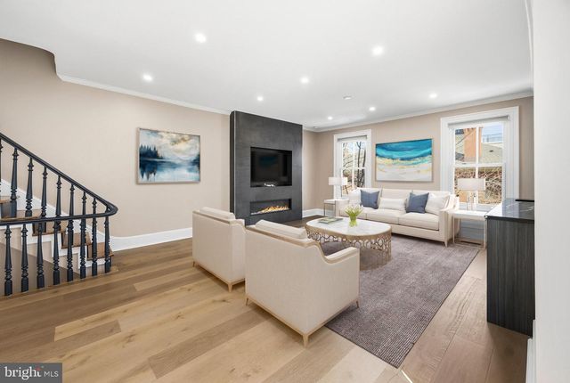 552 N 18TH ST, Philadelphia, PA 19130