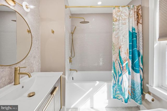 552 N 18TH ST, Philadelphia, PA 19130