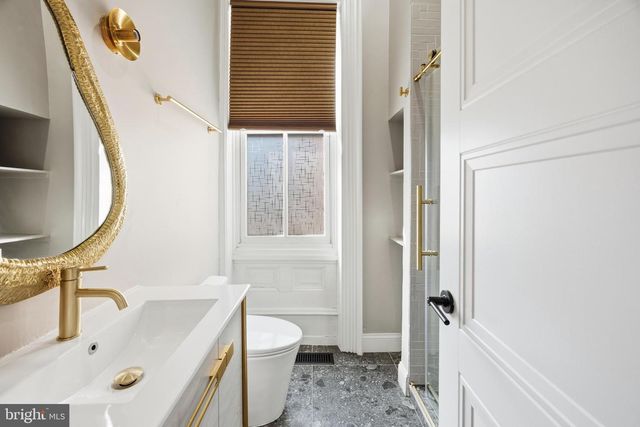 552 N 18TH ST, Philadelphia, PA 19130