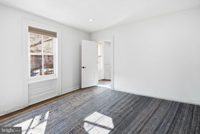 552 N 18TH ST, Philadelphia, PA 19130