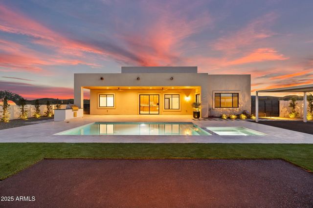 3300 N Old Stagecoach Road, Wickenburg, AZ 85390