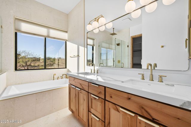 3300 N Old Stagecoach Road, Wickenburg, AZ 85390