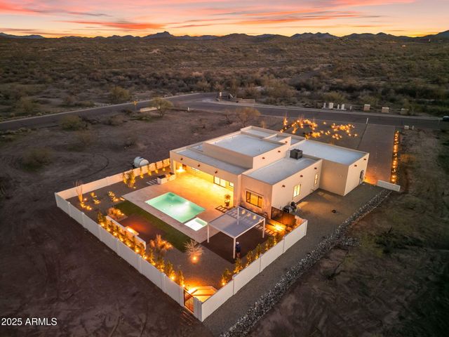 3300 N Old Stagecoach Road, Wickenburg, AZ 85390