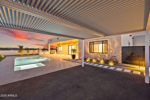 3300 N Old Stagecoach Road, Wickenburg, AZ 85390