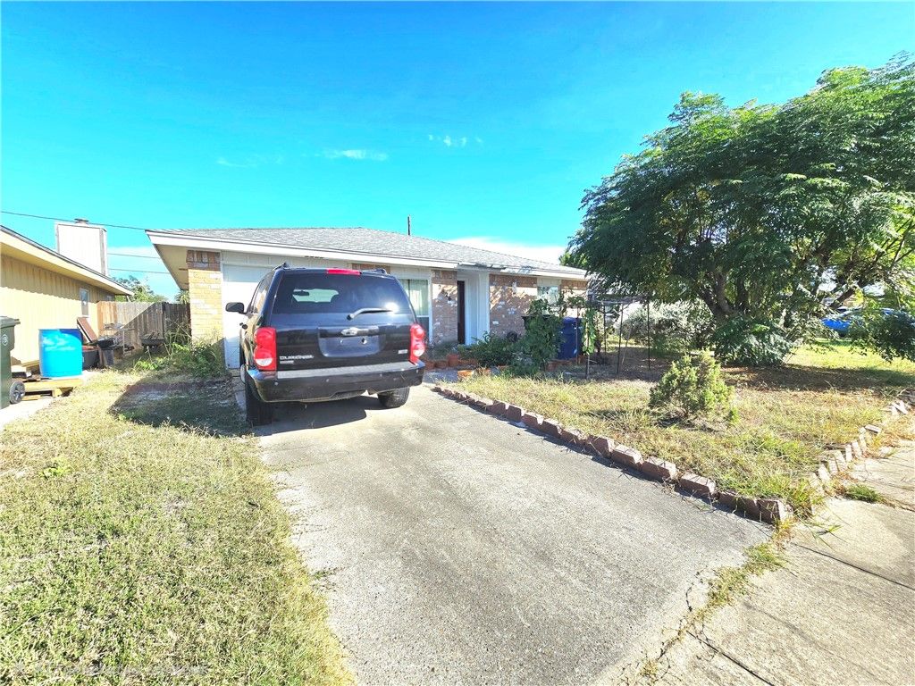 2826 Ransom Island Dr, Corpus Christi, TX 78418 — photo 2