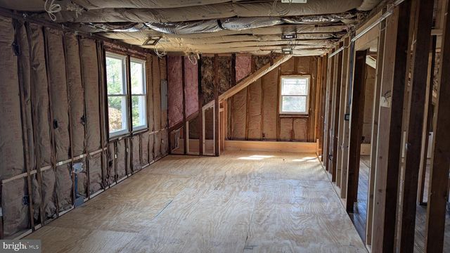 1051 MAIL AVE, Deptford, NJ 08096