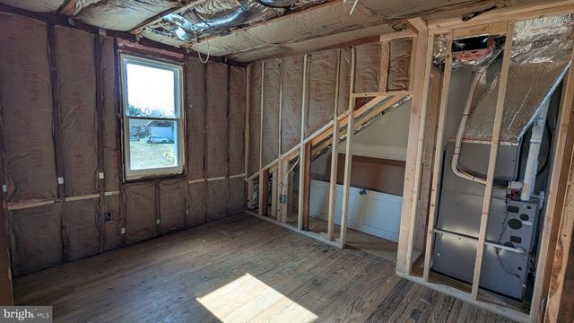 1051 MAIL AVE, Deptford, NJ 08096