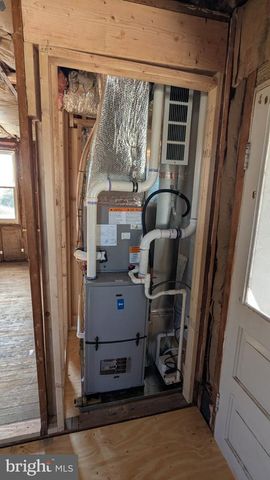 1051 MAIL AVE, Deptford, NJ 08096