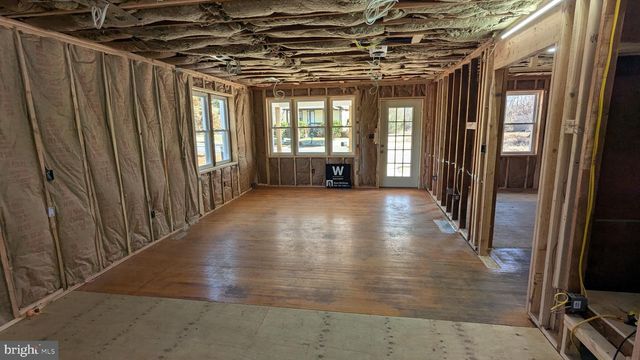 1051 MAIL AVE, Deptford, NJ 08096