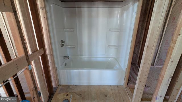 1051 MAIL AVE, Deptford, NJ 08096