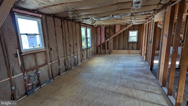 1051 MAIL AVE, Deptford, NJ 08096