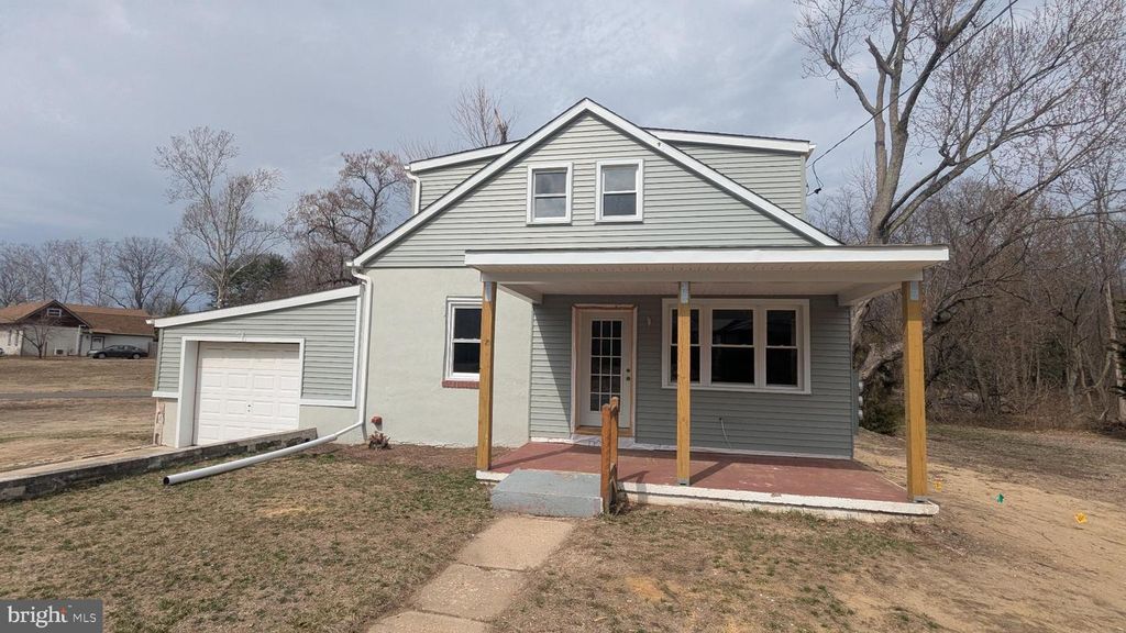 1051 MAIL AVE, Deptford, NJ 08096