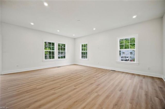 229 La Salle AVE, Hampton, VA 23661