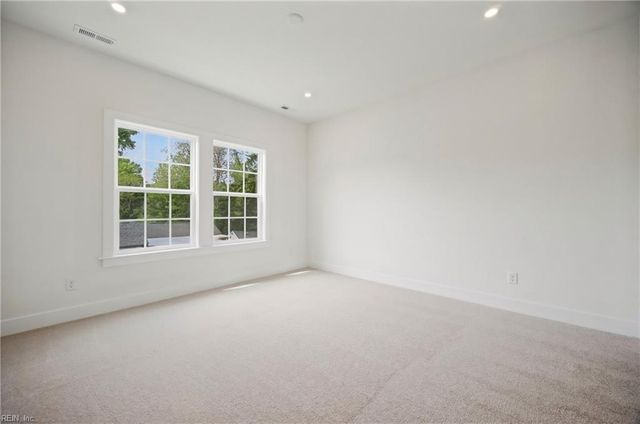 229 La Salle AVE, Hampton, VA 23661