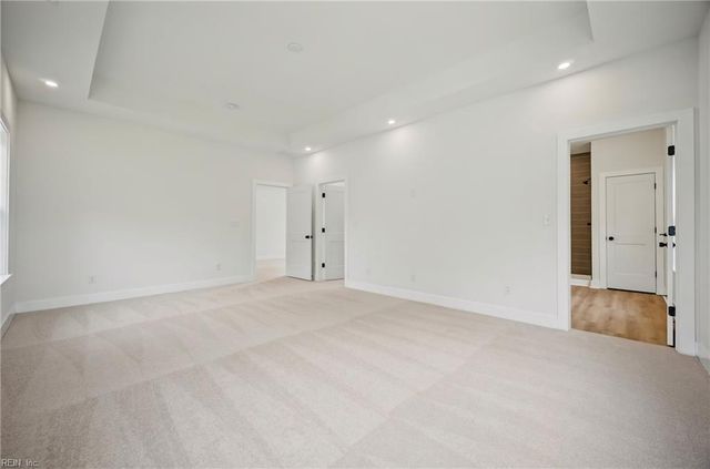 229 La Salle AVE, Hampton, VA 23661
