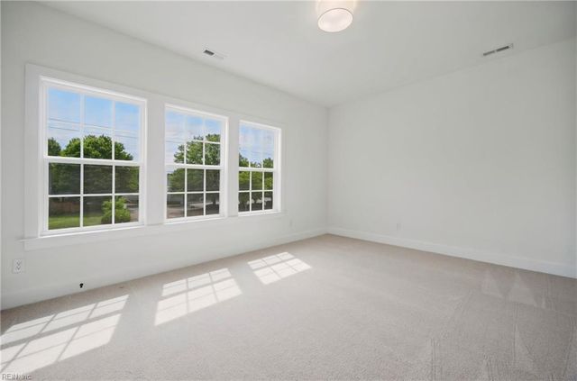 229 La Salle AVE, Hampton, VA 23661