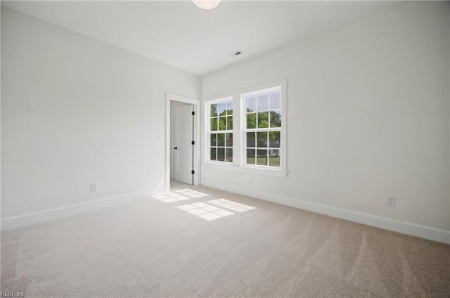229 La Salle AVE, Hampton, VA 23661