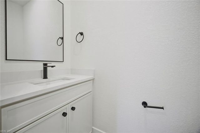 229 La Salle AVE, Hampton, VA 23661