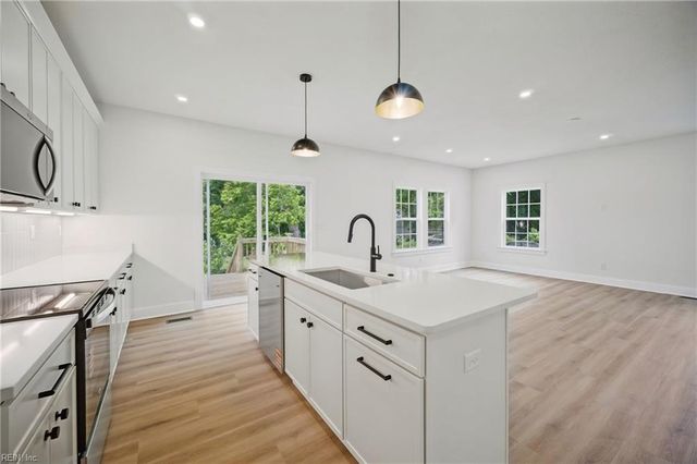 229 La Salle AVE, Hampton, VA 23661