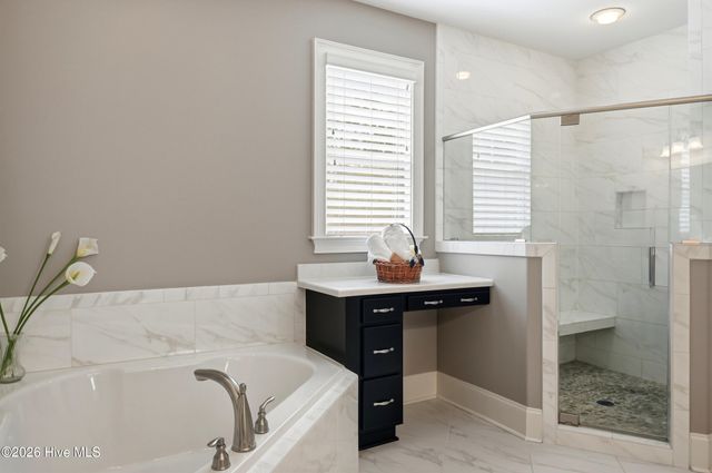 9385 Fallen Pear Lane NE, Leland, NC 28451
