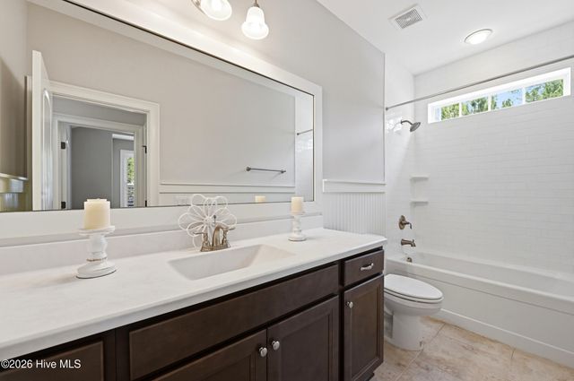 9385 Fallen Pear Lane NE, Leland, NC 28451