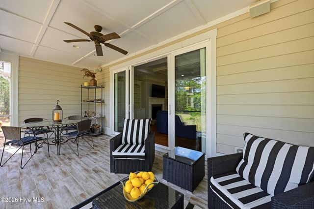 9385 Fallen Pear Lane NE, Leland, NC 28451
