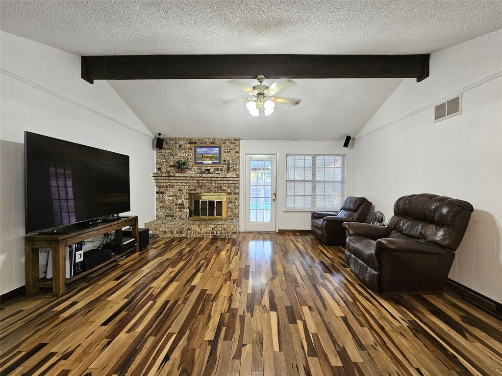 6208 Brookside Drive, Watauga, TX 76148 — photo 2