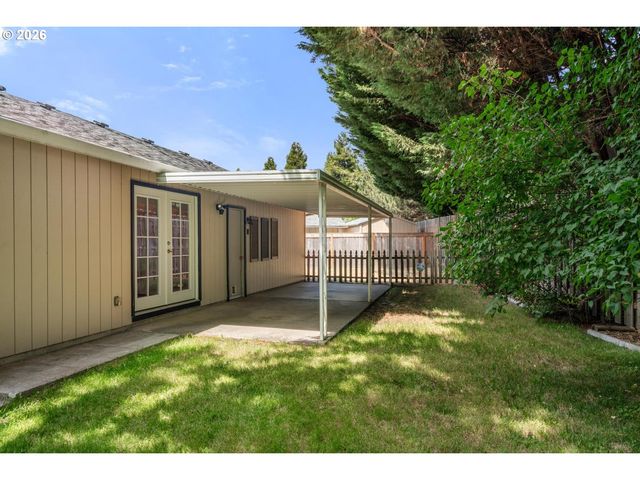 2369 Ne POYNTER St, Hillsboro, OR 97124