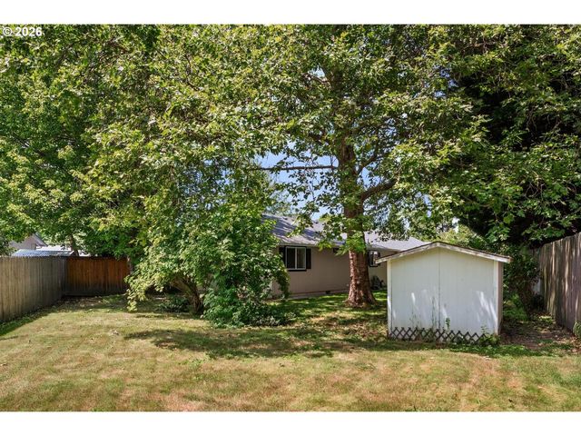 2369 Ne POYNTER St, Hillsboro, OR 97124