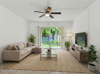 1557 EL PRADO Road 1, Jacksonville, FL 32216