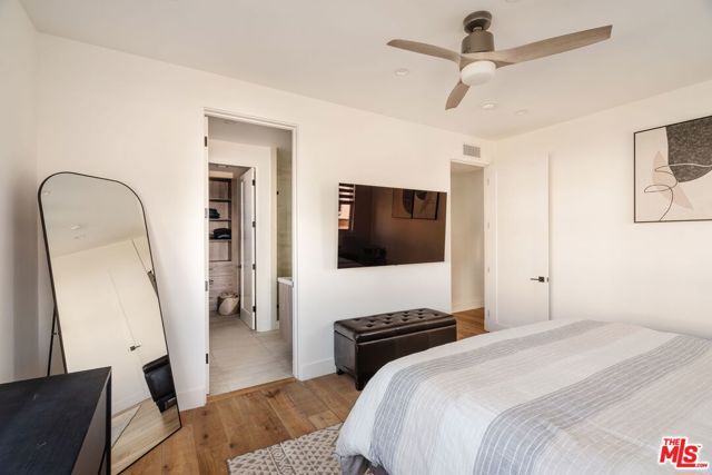 1563 Hi Point Street, Los Angeles, CA 90035