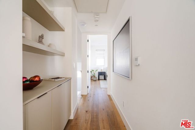 1563 Hi Point Street, Los Angeles, CA 90035
