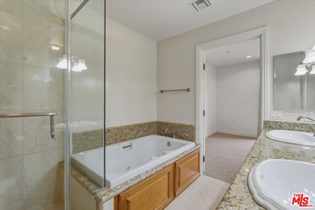 11357 Ovada Place 2, Los Angeles, CA 90049