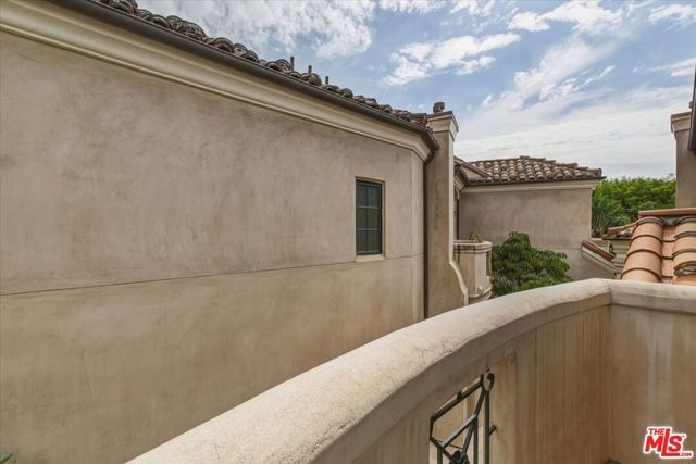 11357 Ovada Place 2, Los Angeles, CA 90049