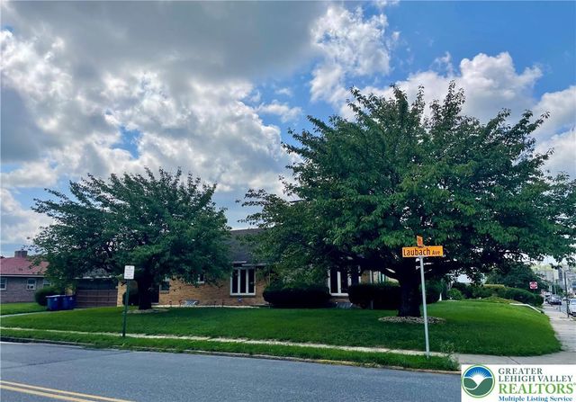 1830 Laubach Avenue, Northampton Boro, PA 18067