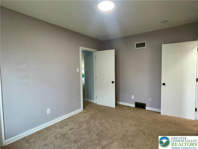 1830 Laubach Avenue, Northampton Boro, PA 18067