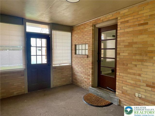 1830 Laubach Avenue, Northampton Boro, PA 18067