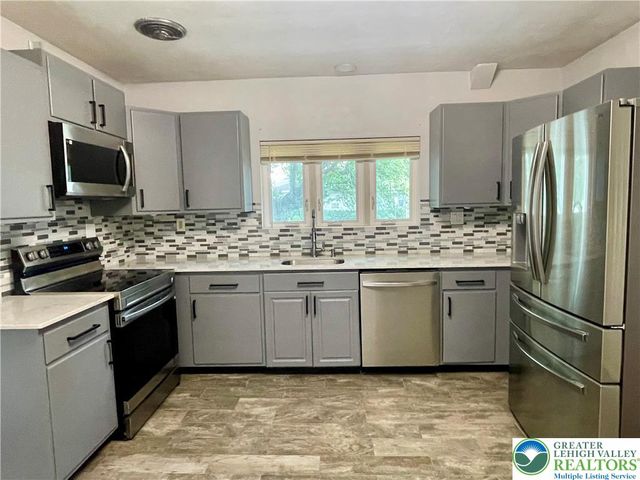1830 Laubach Avenue, Northampton Boro, PA 18067