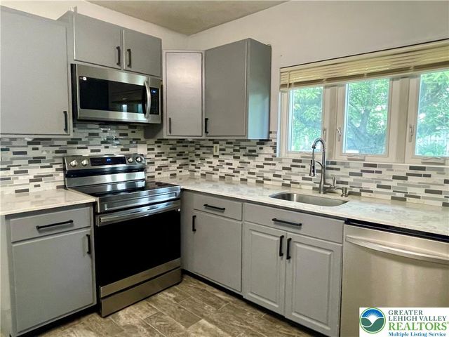 1830 Laubach Avenue, Northampton Boro, PA 18067