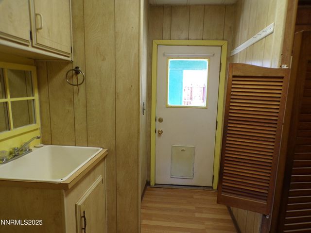 305 Parkland Way, Fernley, NV 89408